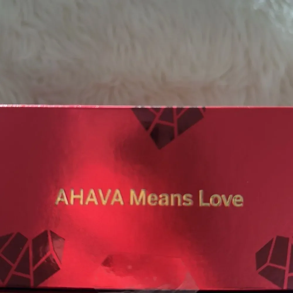 AHAVA beauty love set